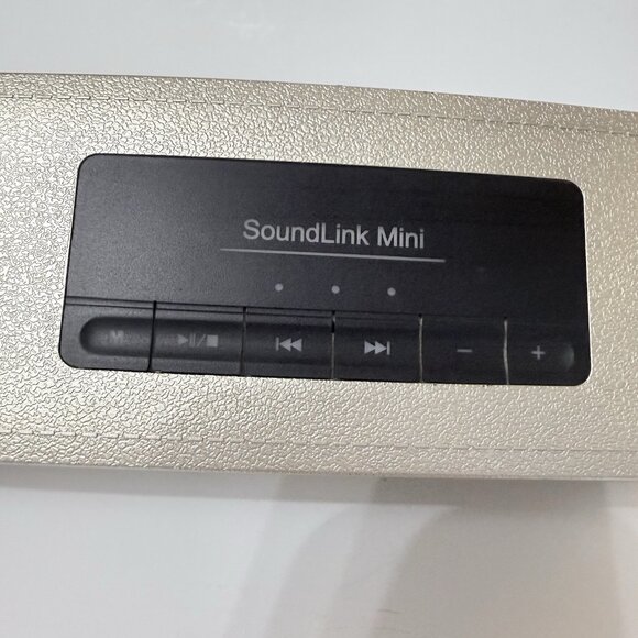 Bose SoundLink Mini Portable Bluetooth Speaker  Gold With No Cable Tested Works - Picture 6 of 9